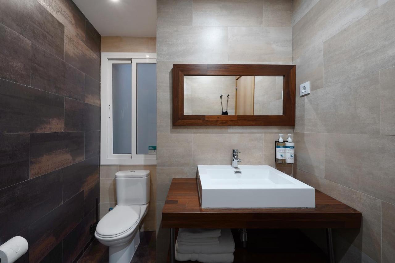 Apartament Numa Barcelona Lustre Zewnętrze zdjęcie